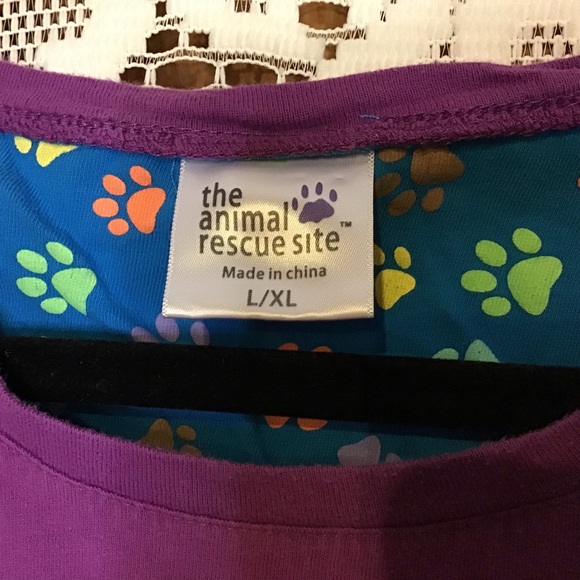 Purrr-fect Playful Colorful Cat T-Shirt - Picture 3 of 4